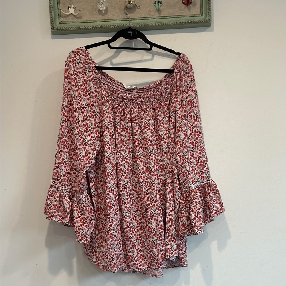 Terra & Sky Red and White Floral Smocked Neck Peasant Blouse
